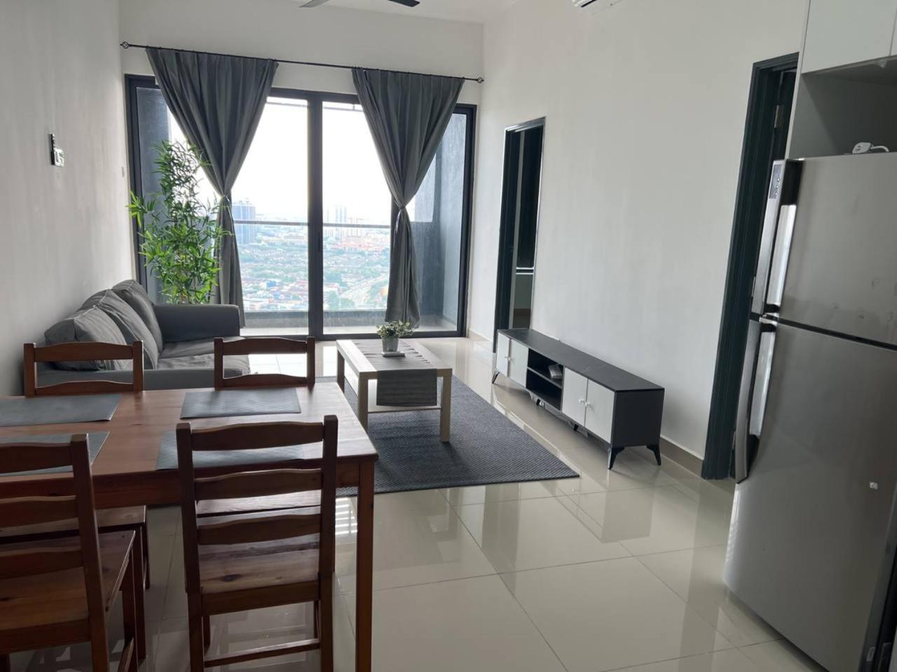 Comfort Bedroom @ Aera Residence פטלין ג'איה מראה חיצוני תמונה